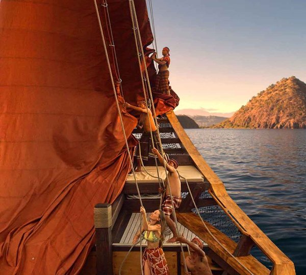 Crew Working Hard On SI DATU BUA