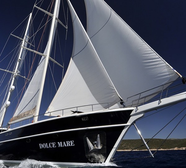 DOLCE MARE Yacht