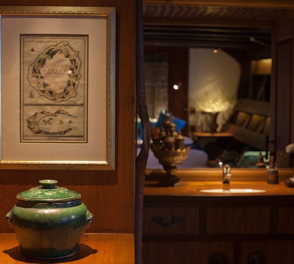 Ensuite Bathroom On SI DATU BUA