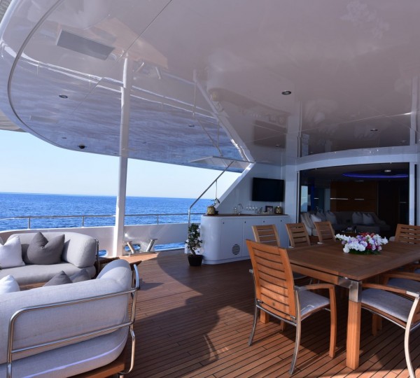 Expansive Aft Deck