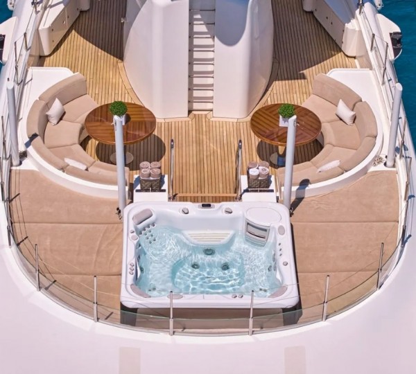 Exterior Sunabathing Area