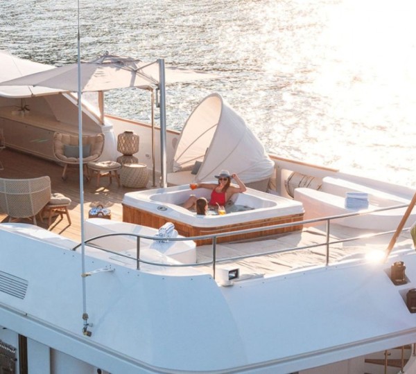 Exterior Sunbathing Area