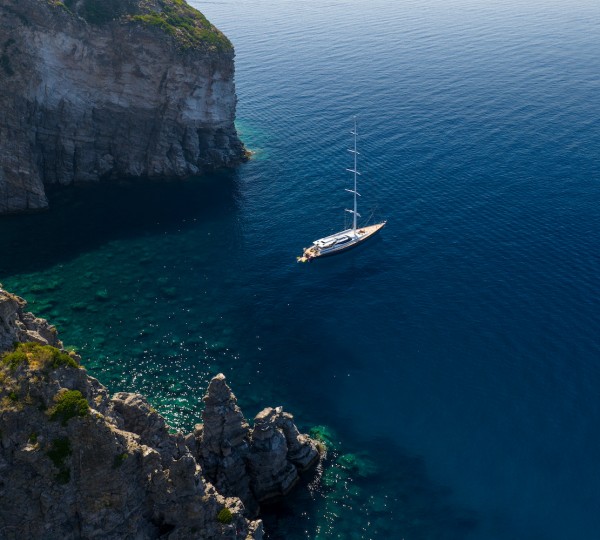 Genevieve © YachtShot