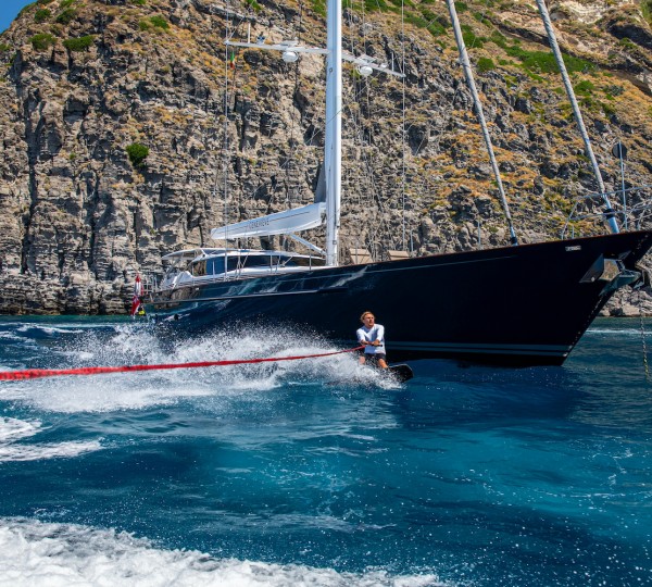 Genevieve © YachtShot H086