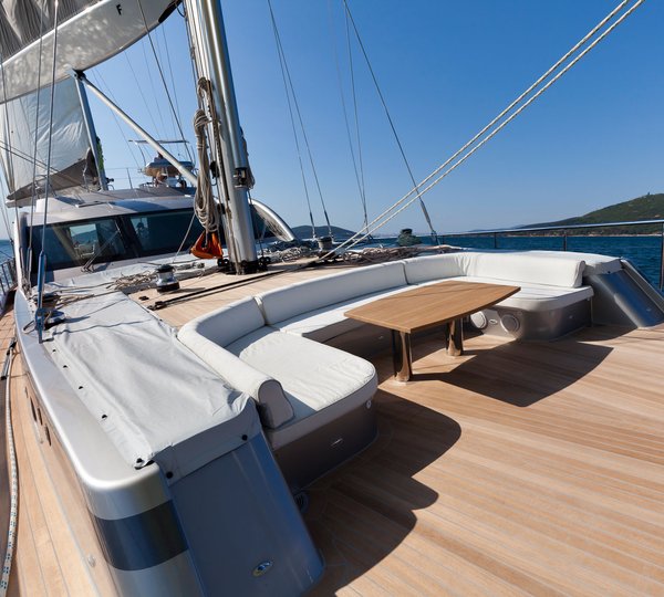 Gulet MERLIN - Foredeck Seating
