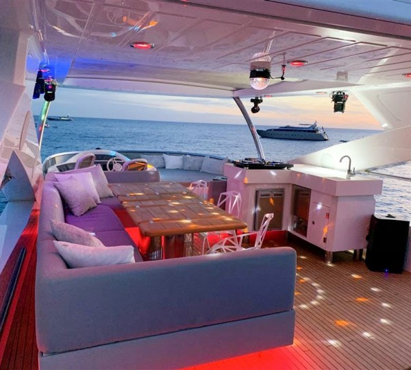 LI JOR - Flybridge Disco Lights