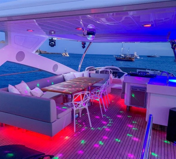 LI JOR Flybridge Disco Lights