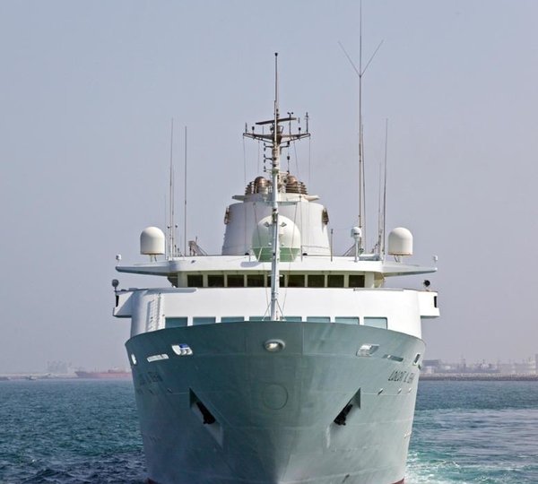 LOALOAT AL BEHAR Bow