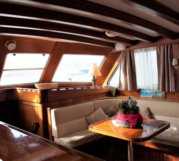 Lady Christa Charter Gulet Salon