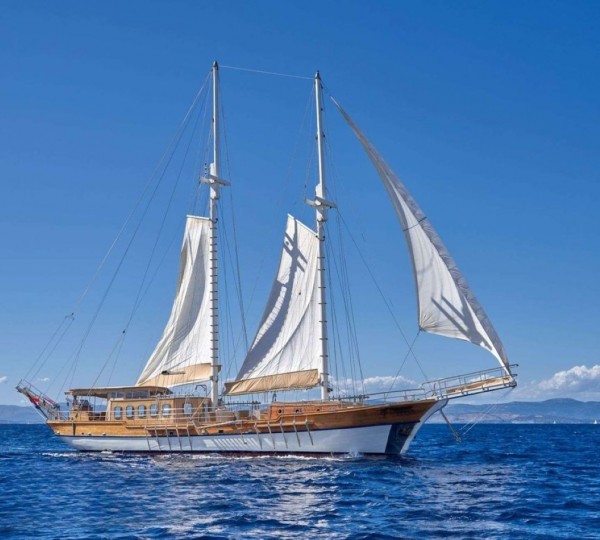 Luxury Superyacht LIBRA