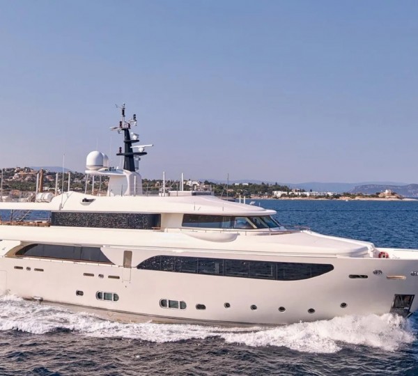 Luxury Superyacht PHOTON