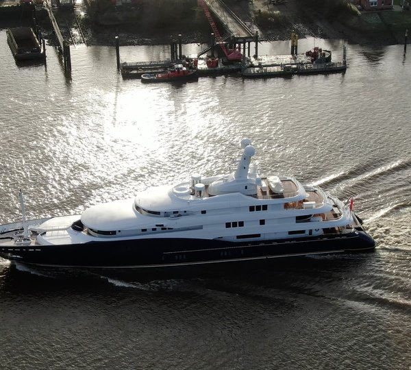 Luxury Mega Yacht C2