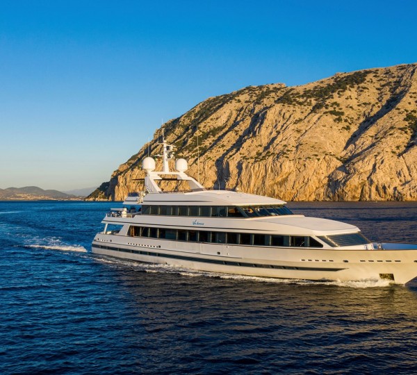 Luxury Motor Yacht VA BENE