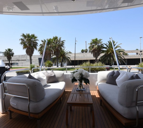 Main Aft Deck Lounge