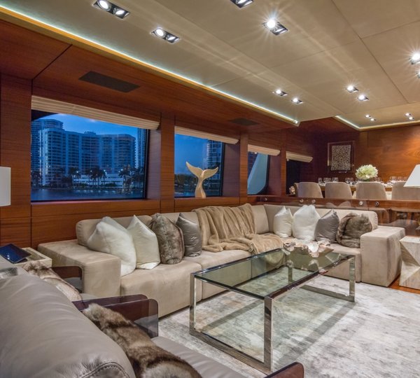 Main Salon With Forward Dining