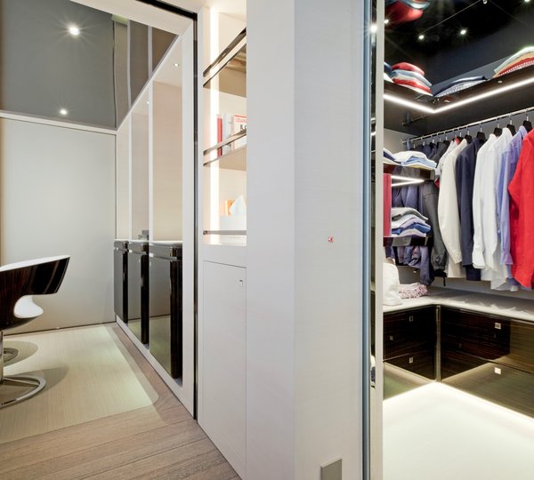 Master Stateroom Walk In Wardrobe