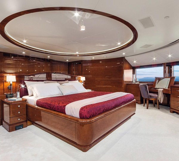 Master Stateroom With Beautiful Classic Modern Decos