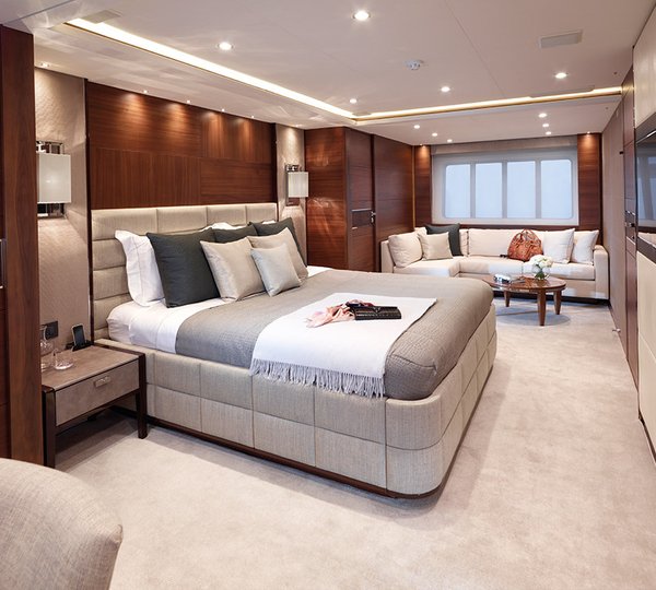 Motor Yacht IMPERIAL PRINCESS BEATRICE By Sunseeker - VIP Suite