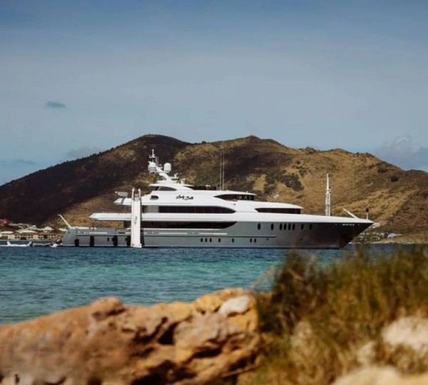 Motor Yacht LADY BETH