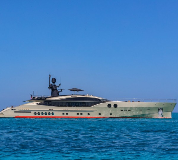 Motor Yacht DB 9