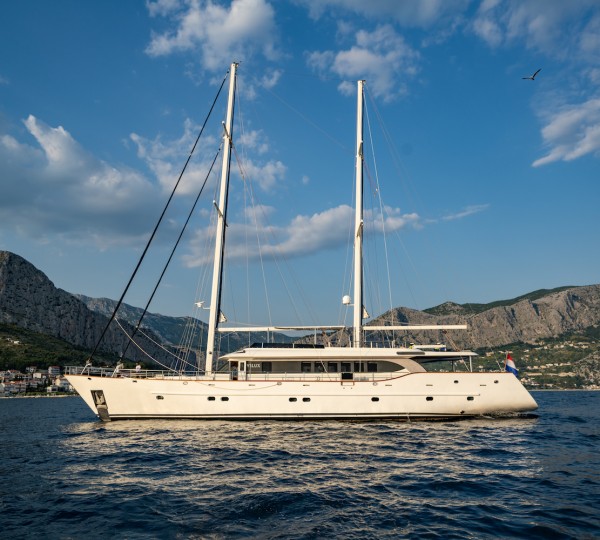 Navilux Yacht Profile