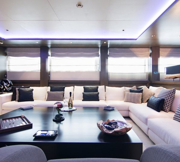 Plenty Of Seating In The Saloon