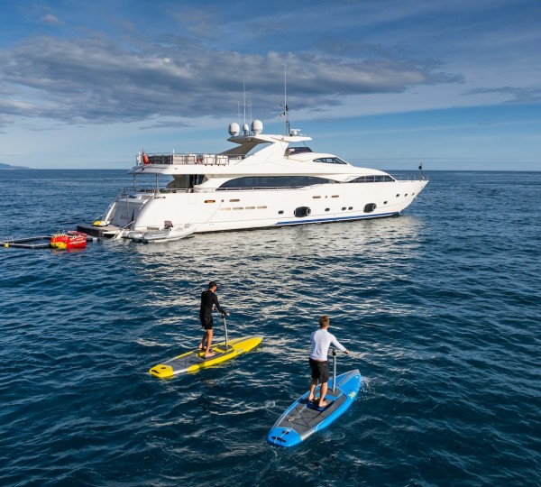 ROBUSTO Charter Yacht With Toys
