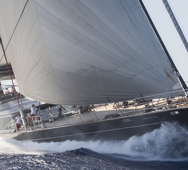 Regatta Yacht Charter