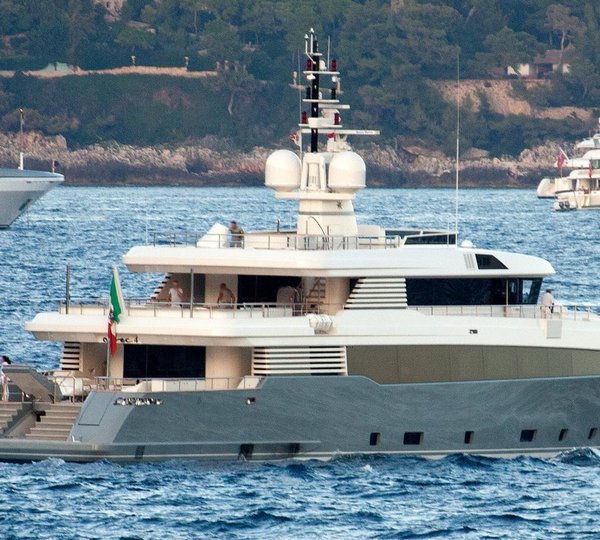 Rossinavi Motor Yacht ASLEC 4 - On Charter