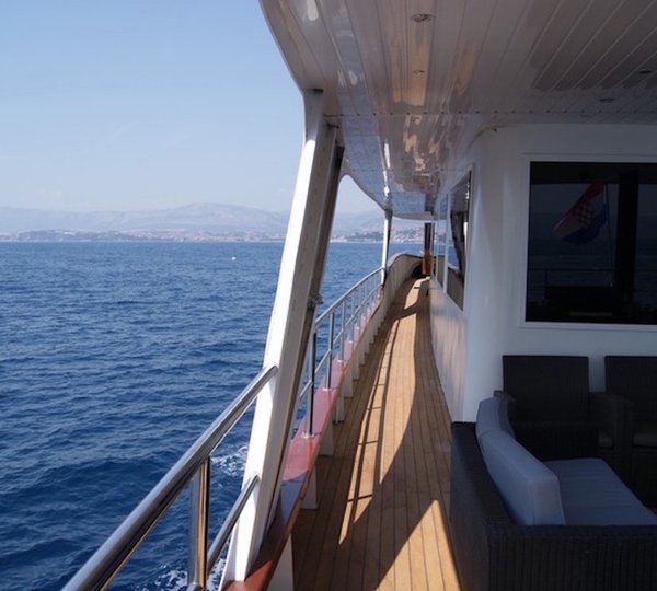 Royal Eleganza - Exterior