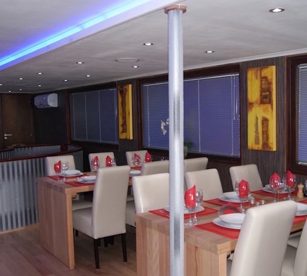 Royal Eleganza - Salon