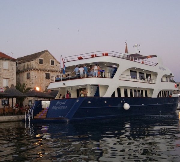 Royal Eleganza - main