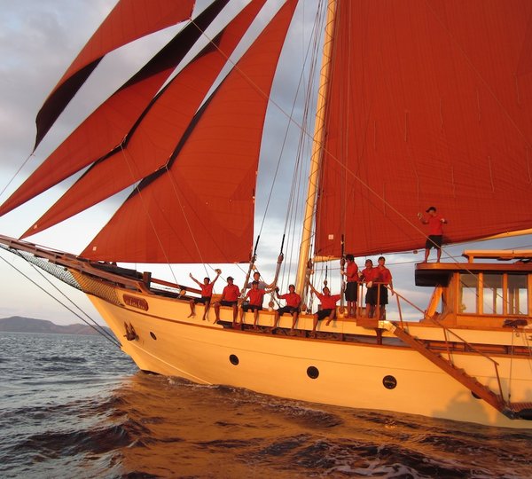 SI DATU BUA Romantic Under Sail