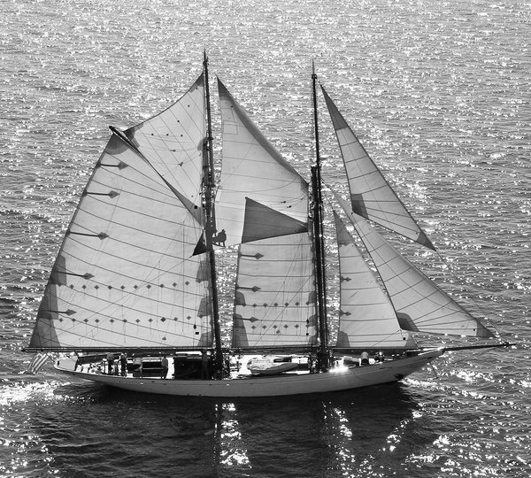 Sailing Yacht Aello