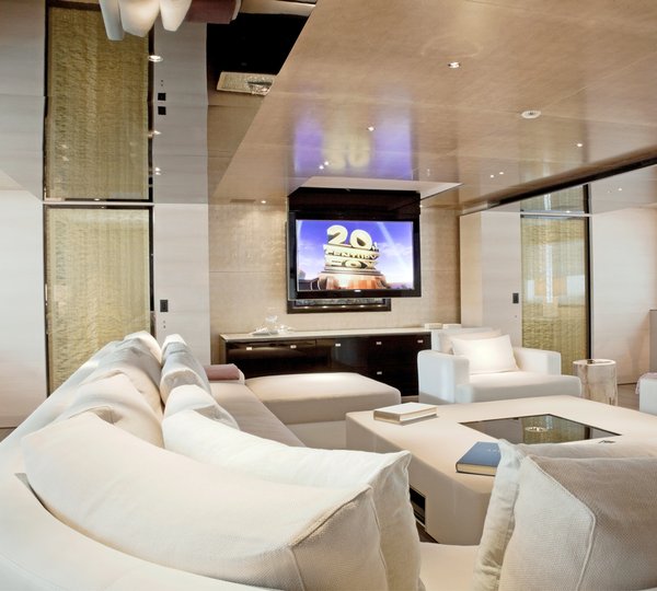 Salon With Entertainment