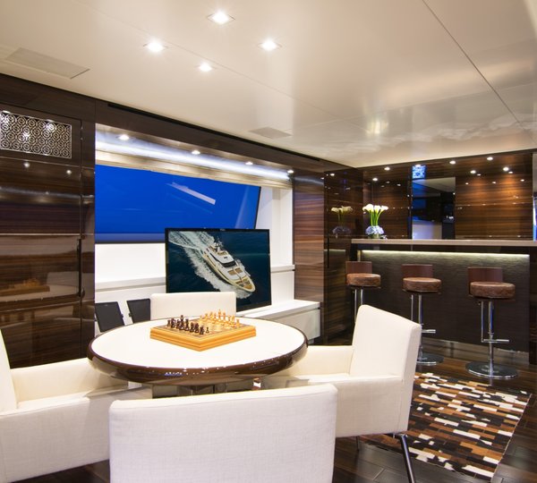 Skylounge Games And Wet Bar