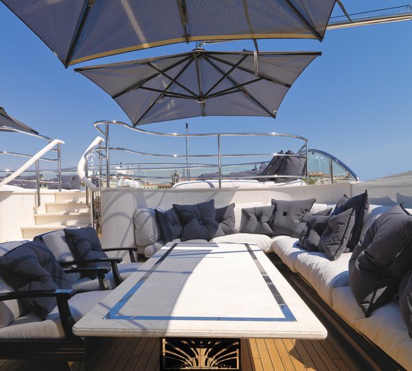 Sundeck Seating