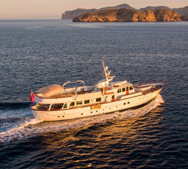 Superyacht HEAVENLY DAZE