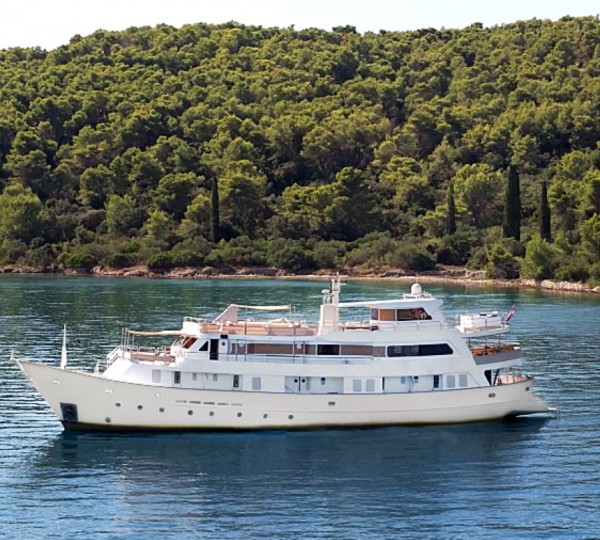 Superyacht LA PERLA