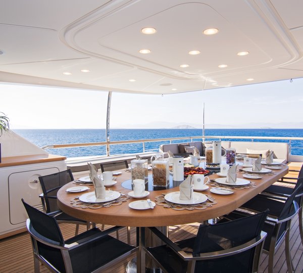 Upper Deck Breakfast