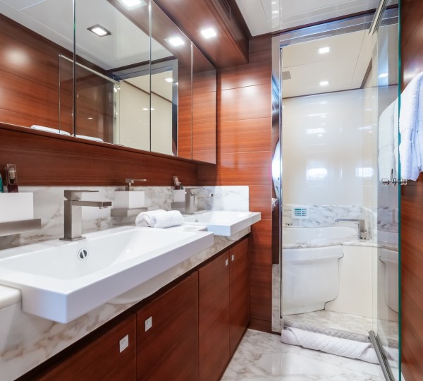 VIP Shower And Bath