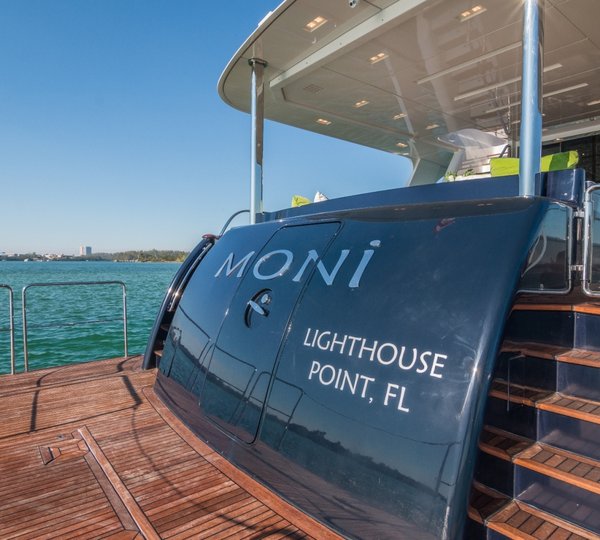 Vicem Motor Yacht MONI - Transom And Swim Platform