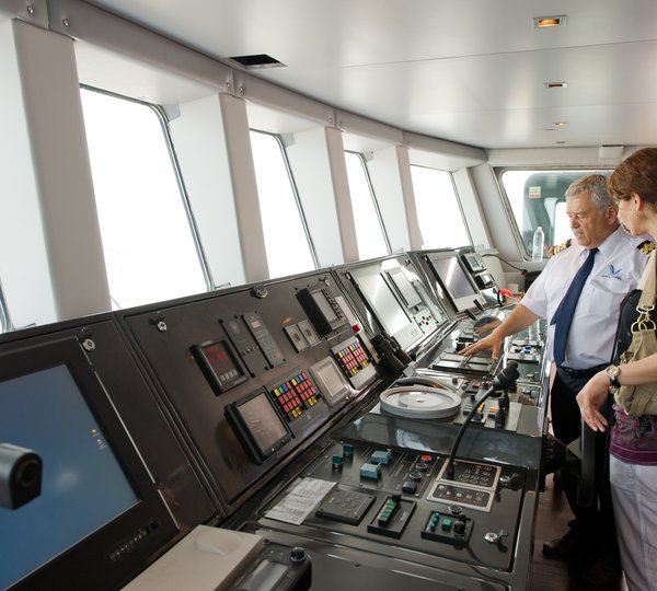 Voyager Guests On Bridge