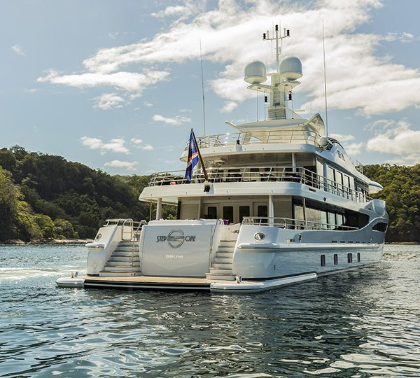 Yacht STEP ONE An Amels 180 LE - Aft