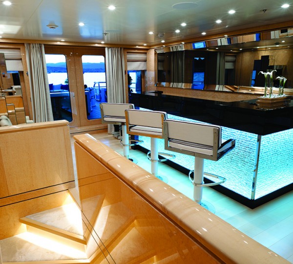 Yacht STEP ONE An Amels 180 LE - Bar