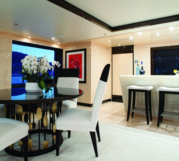 Yacht STEP ONE An Amels 180 LE - Social Areas