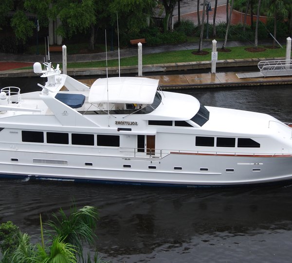 Yacht TURN LEFT By Broward - Sistership