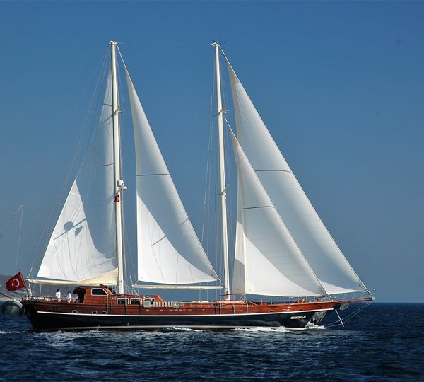 ZEPHYRIA II Luxury Gulet