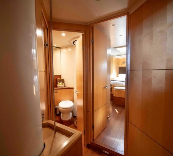 Cabin With Bathroom