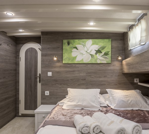 Double Cabin For Guests - Detail